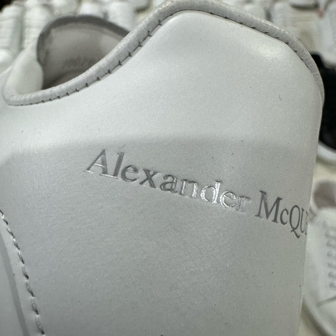 ALEXANDER MCQUEEN