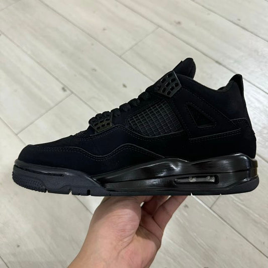JORDAN 4 BLACK CAT