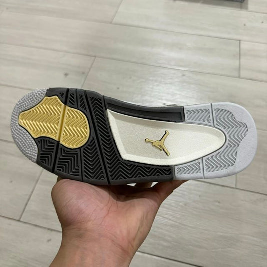 JORDAN 4