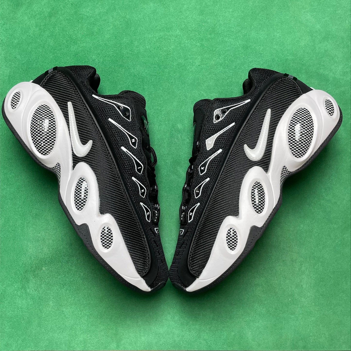 NIKE NOCTA GLIDE W&B