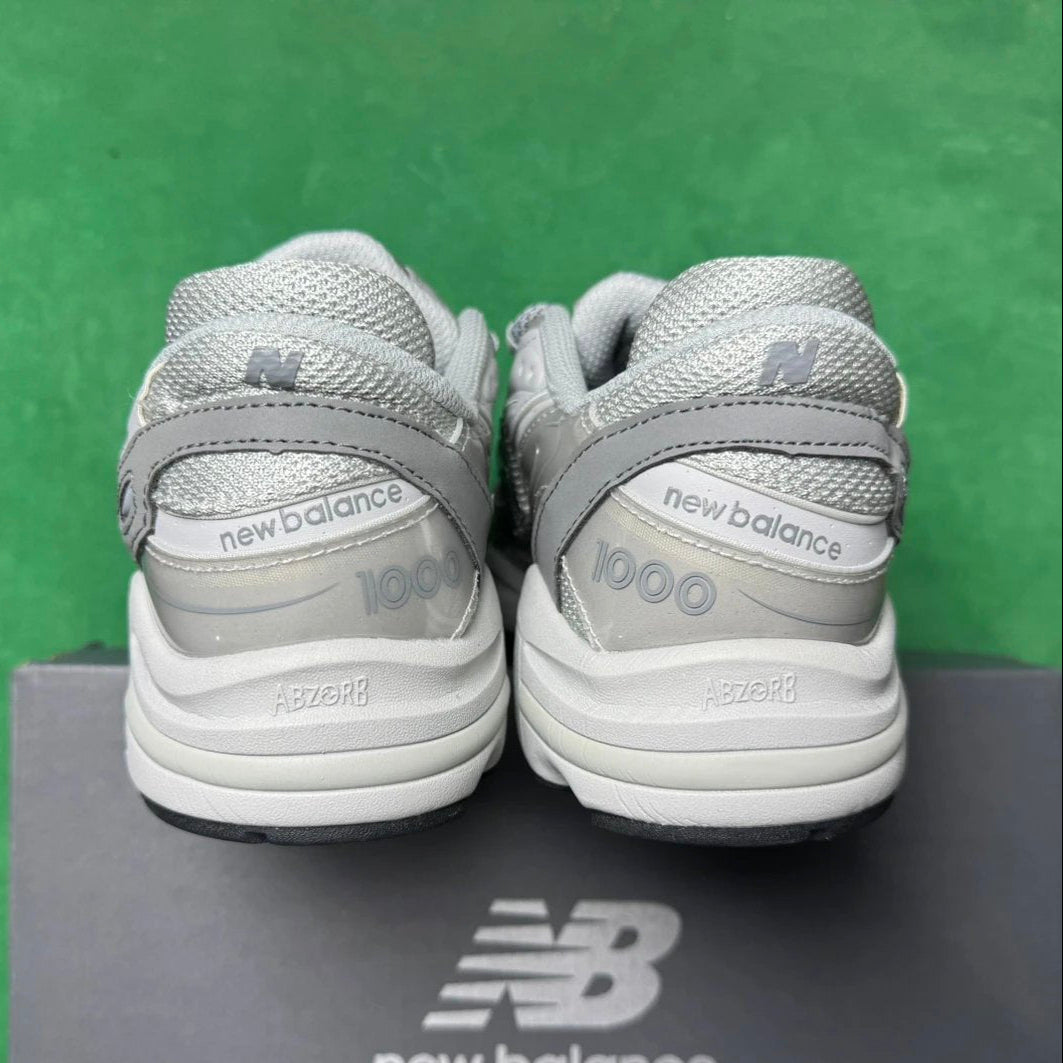 NEW BALANCE 1000