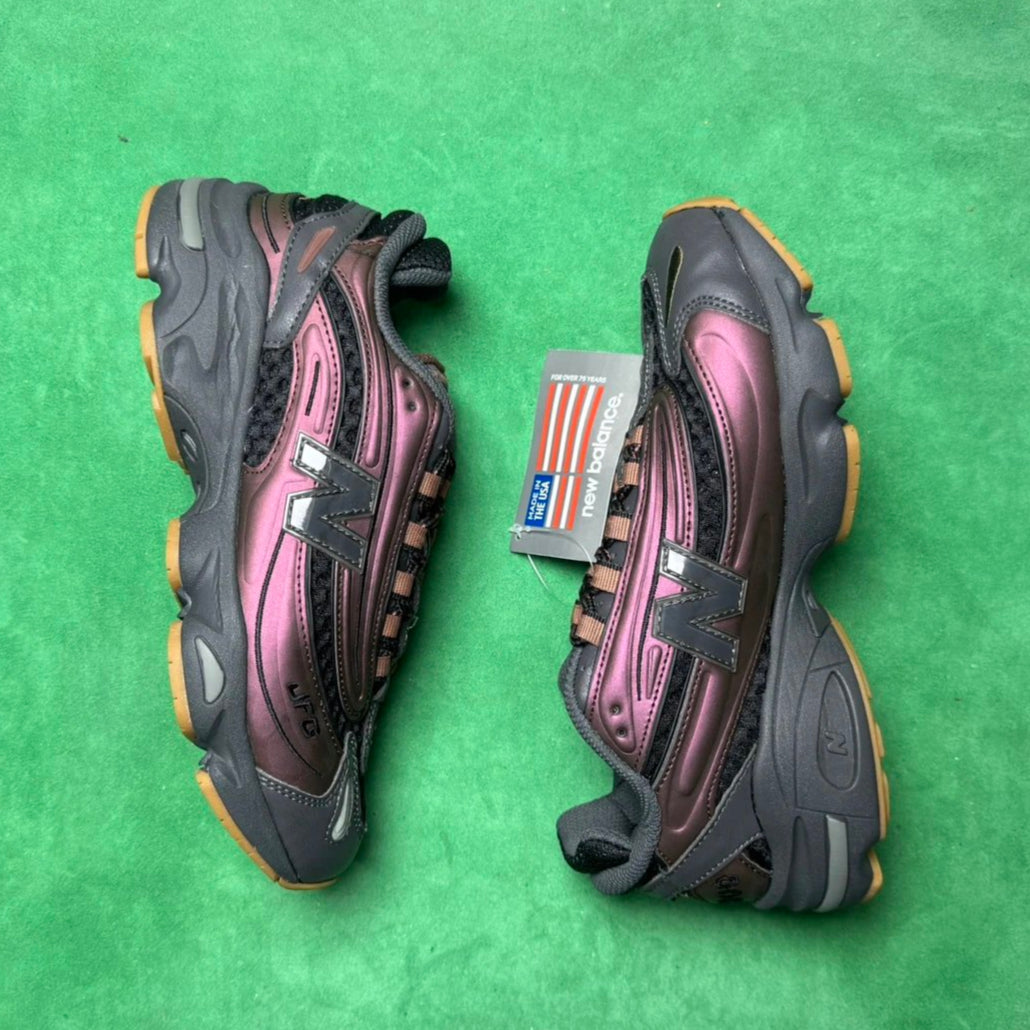 NEW BALANCE 1000