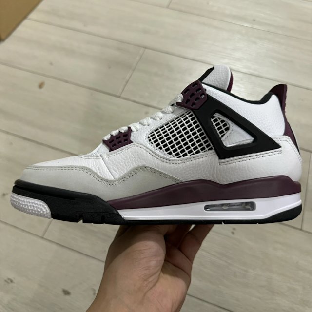 JORDAN 4 X PSG